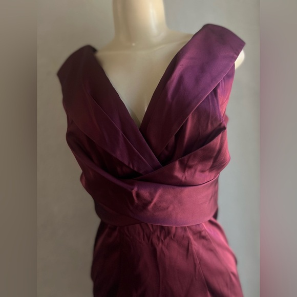 Donna Ricco women’s dress size 4 in a burgundy  color good condition - Picture 2 of 7